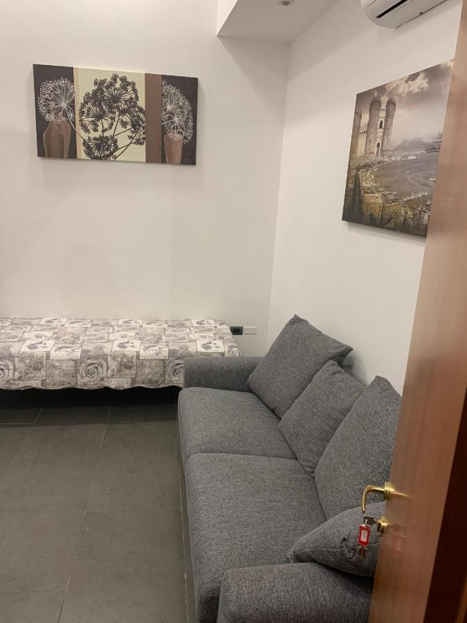 Beatrice Royal Bed & Breakfast Наполи Екстериор снимка